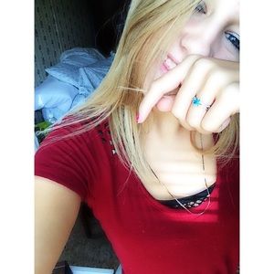 Meet your Posher, Faith