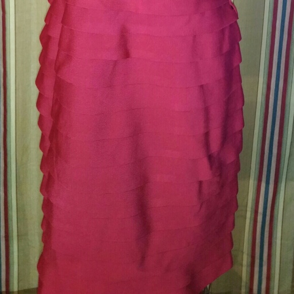 Embellished sleeve cocktail dress - Picture 2 of 3