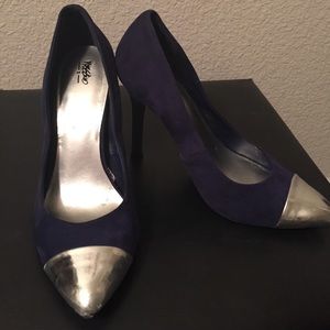 Navy Steel Toe Pumps