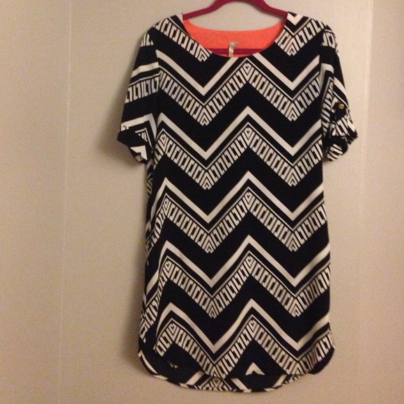 Black and white pattern dress!
