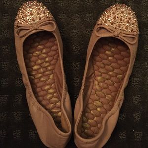 Blush pinkish spike flats