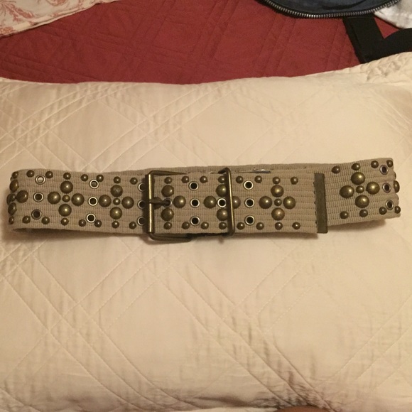 Belt - Picture 1 of 2