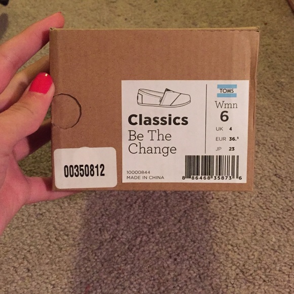 Be The Change Toms. Never worn! BNIB - Picture 2 of 4