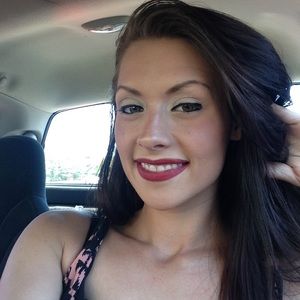 Meet your Posher, Faith