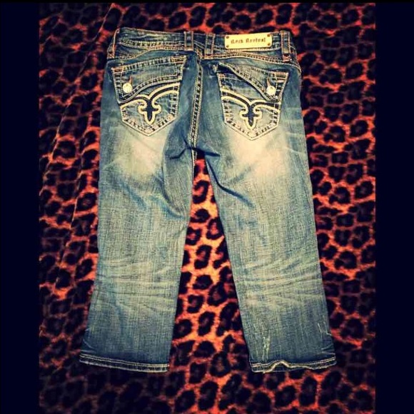 Reduced!! Rock Revival capris❤️