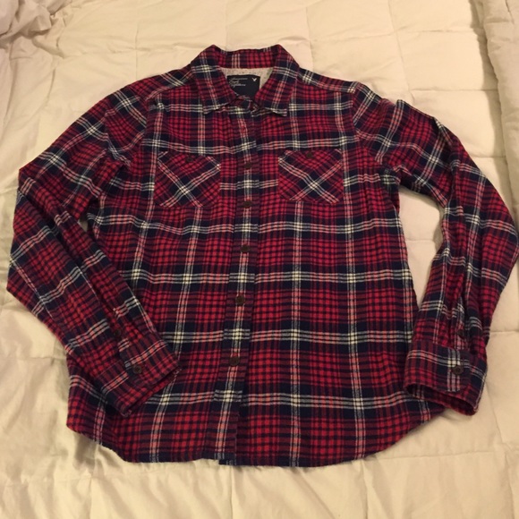 American Eagle Outfitters Tops - Plaid flannel shirt