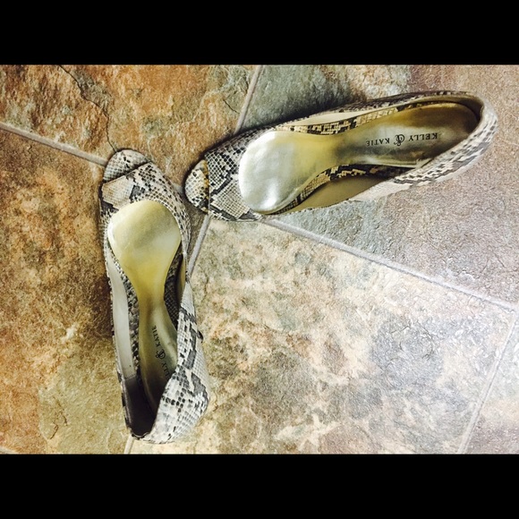 Snakeskin print peep toe heels