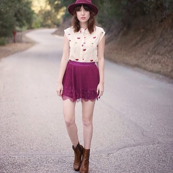 Host Pick: Bordeaux Mini Skirt