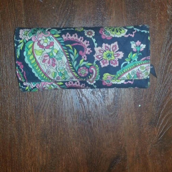 Vera Bradley trifold wallet