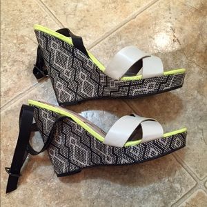 Sam & Libby wedges 9