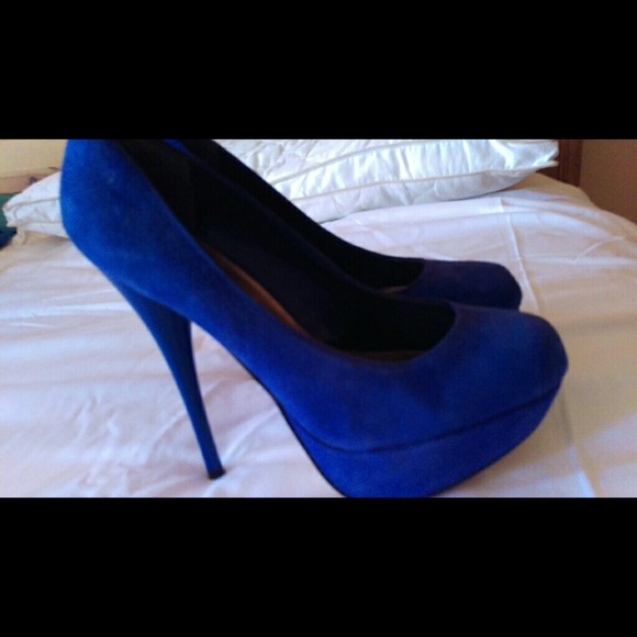Bakers blue heels