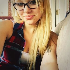 Meet your Posher, Jenna