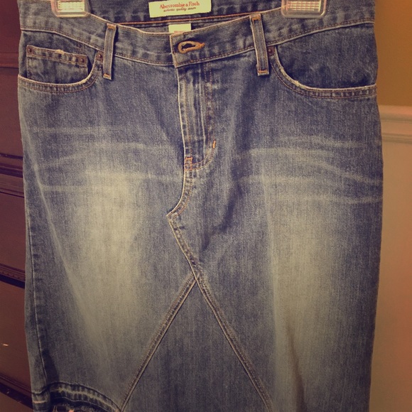 Abercrombie jean/denim skirt. - Picture 1 of 4