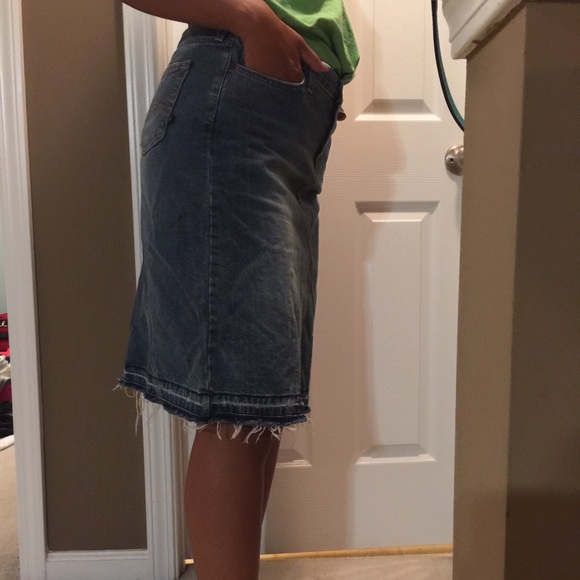 Abercrombie jean/denim skirt. - Picture 4 of 4