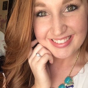 Meet your Posher, Leann