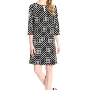 NWT!! Jones New York Key Hole Shift Dress