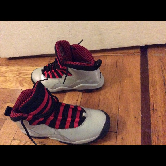 Wolf Grey Jordan 10 GS
