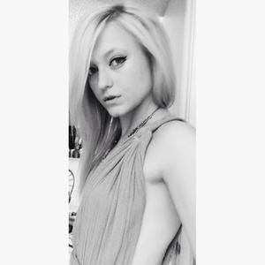 Meet your Posher, Natalia