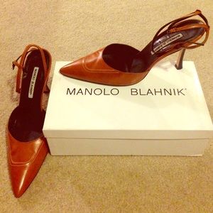Manolo Blahnik Tan Ankle Strap Pumps