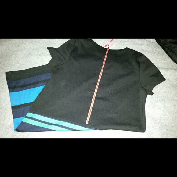 Comfy dress attire - Picture 2 of 2