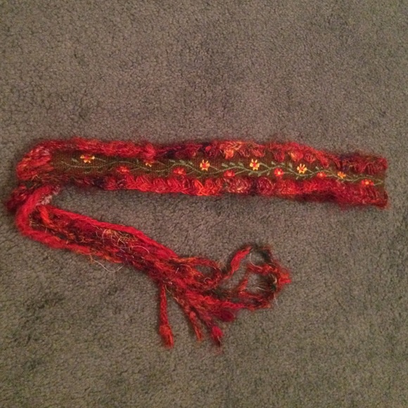 Floral Silk Belt. Embroidered belt with flowers.