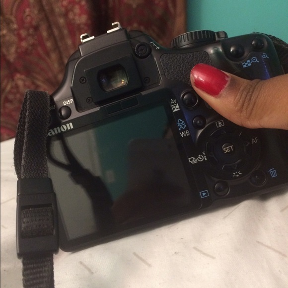 Canon xsi + kit lens - Picture 2 of 3