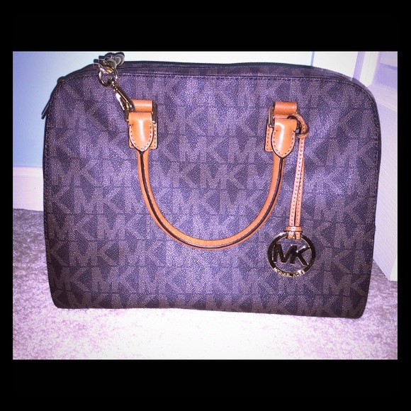 MK BROWN SIGNATURE
