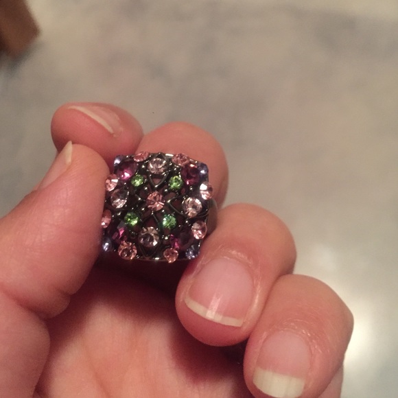 Ring - Picture 2 of 2