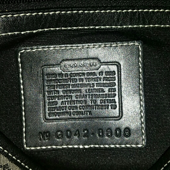 Authentic Coach purse w/ dust bag - Picture 3 of 3