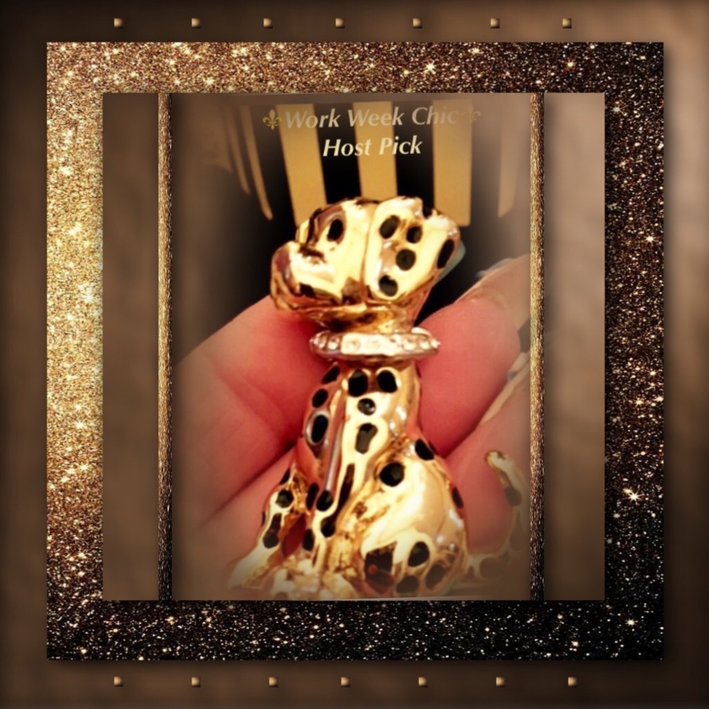 Adorable Gold Tone Dallmation Brooch - Picture 3 of 4