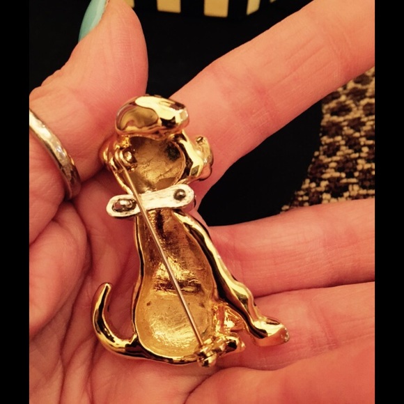 Adorable Gold Tone Dallmation Brooch - Picture 4 of 4