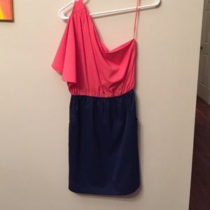 One shoulder dress
