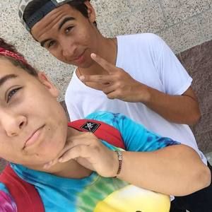 Meet your Posher, Annie