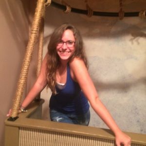 Meet your Posher, Brittany