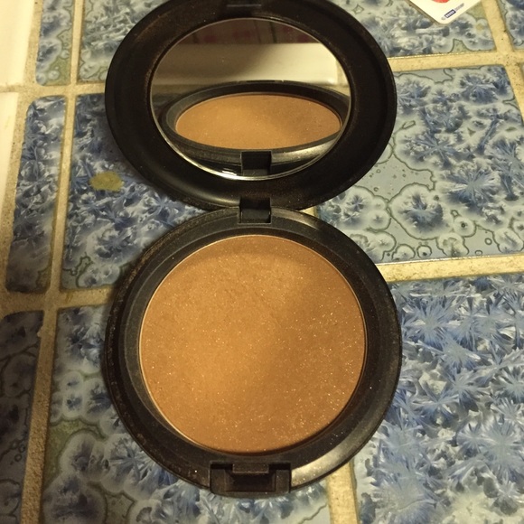 MAC Cosmetics Other - MAC Refined Golden Bronzer