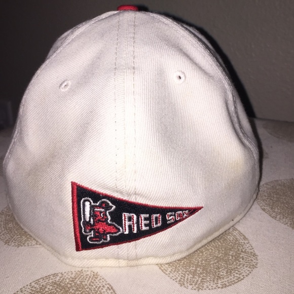 Boston Red Sox hat - Picture 2 of 3
