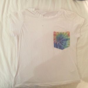 Brandy Melville White shirt with tie die pocket