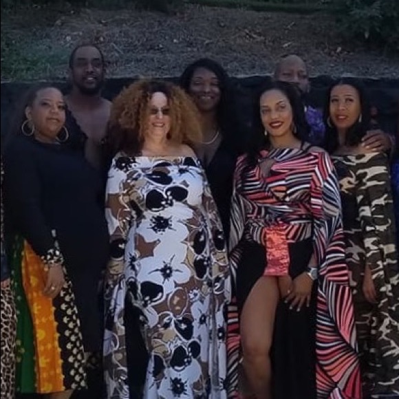 Meet your Posher, Rebecca - Picture 6 of 7