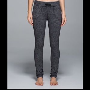 Lululemon skinny will pant in giant herringbone