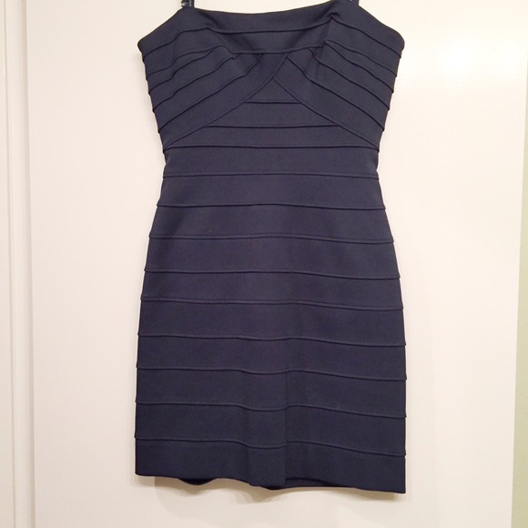 ✨MAJOR SALE!✨BCBG MAXAZRIA navy bandage dress