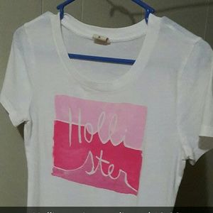 Hollister tshirt