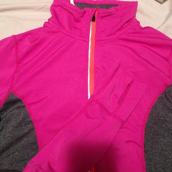 Mpg pullover - Picture 3 of 3