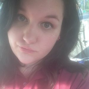 Meet your Posher, Alyssia