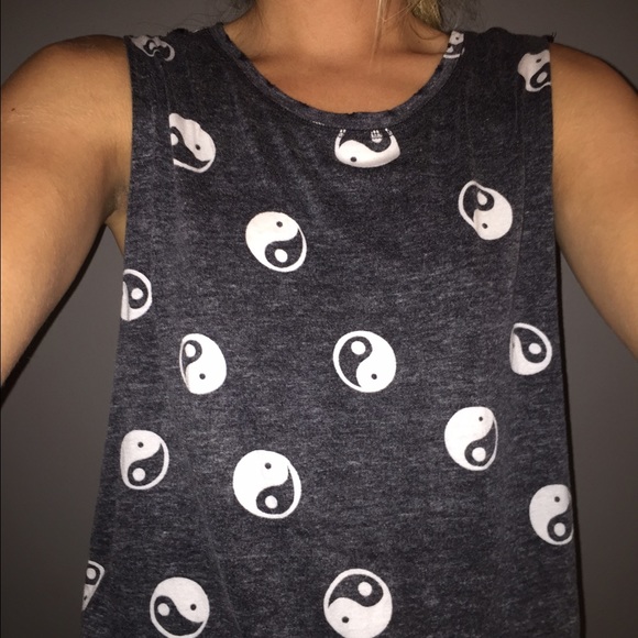 ying yang tank top