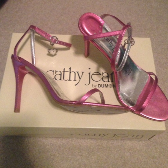 Cathy Jean ankle strap heels size 7