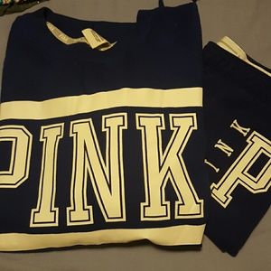 Pink VS outfit