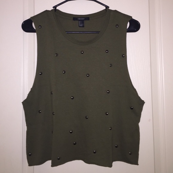 studded tank
