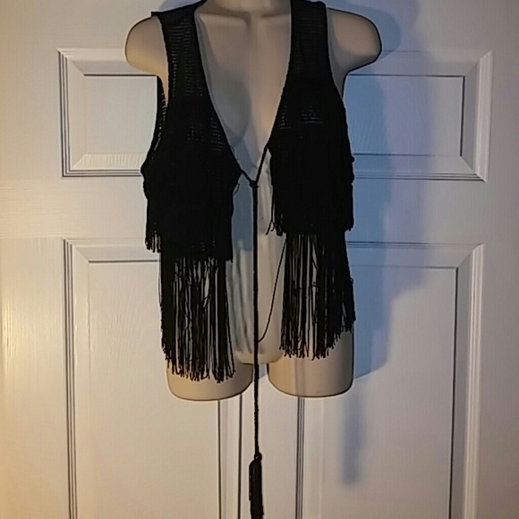 Black vest with shingles