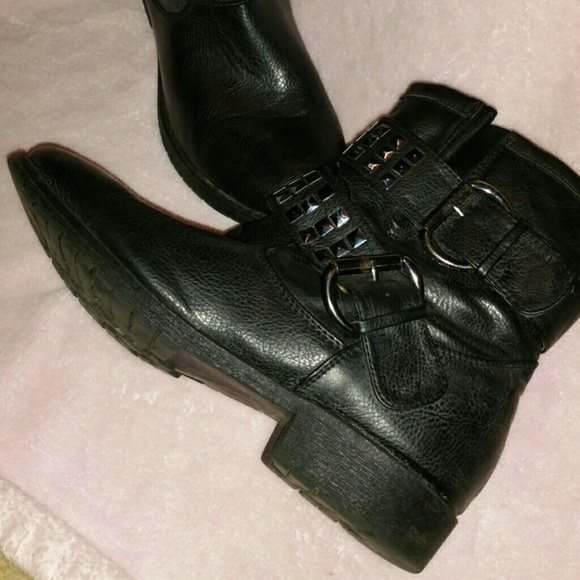 Madden Girl Boots