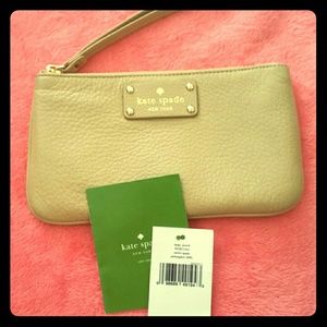 Kate Spade wristlet NWT